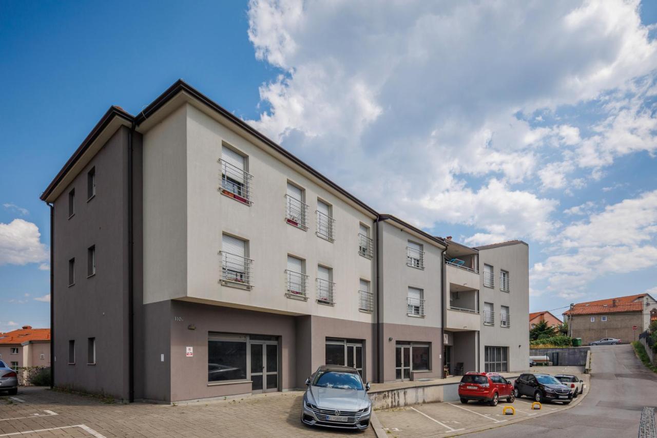 Terra 5 Deluxe Apartment On The Ground Floor With Private Parking Rijeka Exteriér fotografie